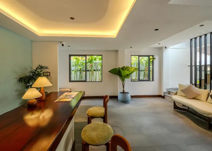 Sonitori Riverside Hotel 4*