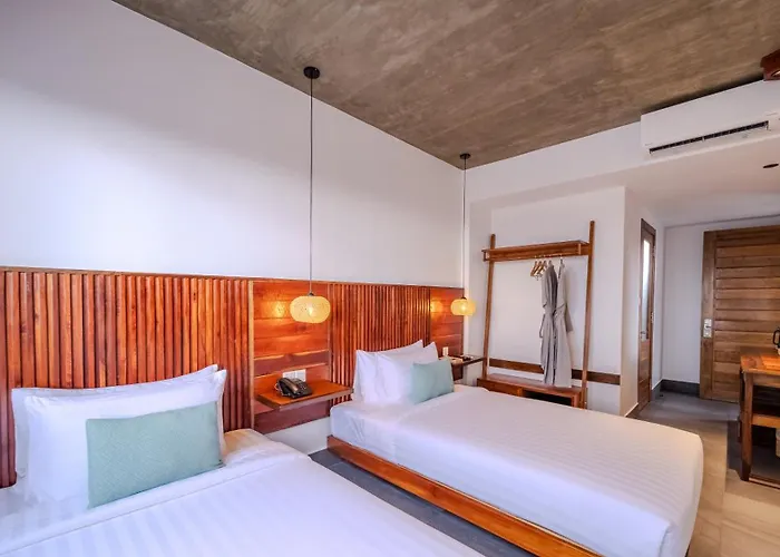 Hotel Sonitori Riverside 4*